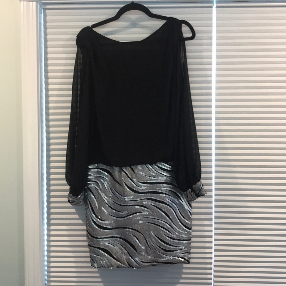 NWT black and silver sequin Cache dress